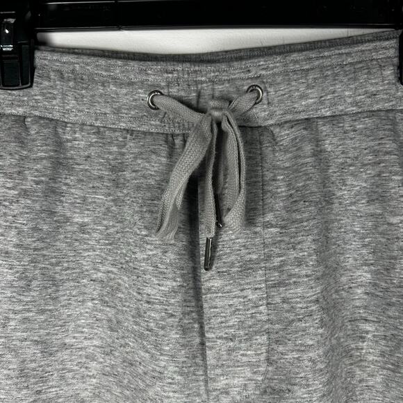 American Eagle Gray Drawstring Sweat Shorts Size XL - Picture 2 of 11